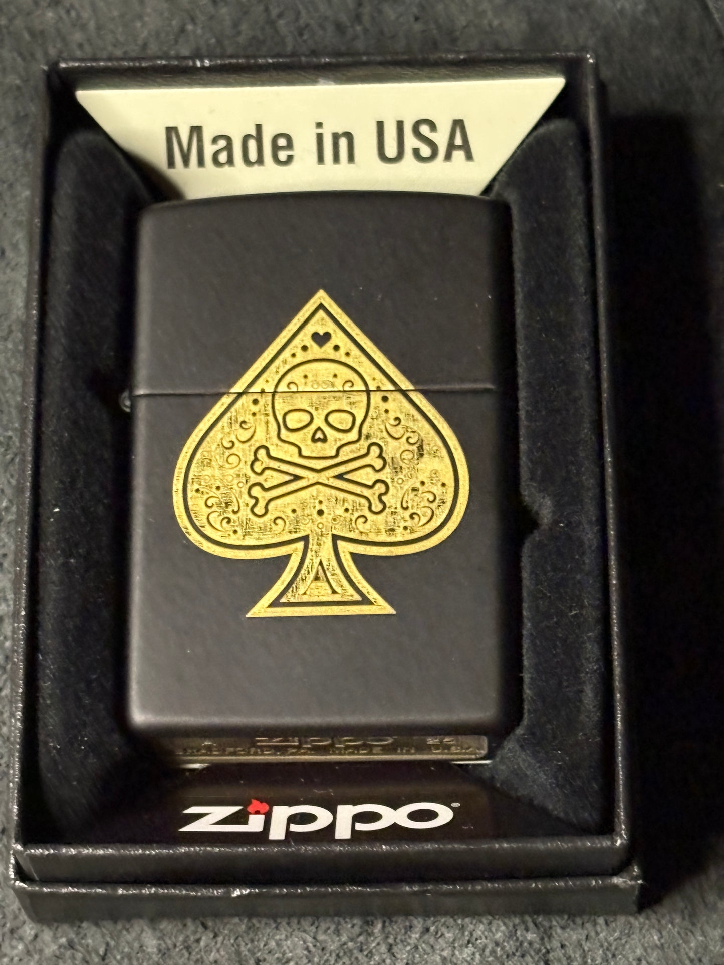 Matte Black Skull & Crossbones Zippo